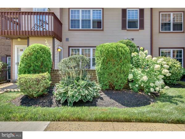 34 DOGWOOD LN, Horsham, PA 19044