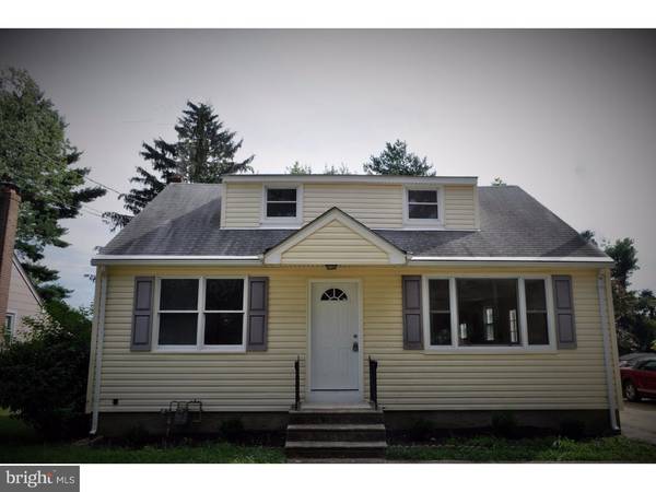 21 STATION AVE, Somerdale, NJ 08083