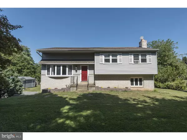 413 S BONSALL RD, Coatesville, PA 19320