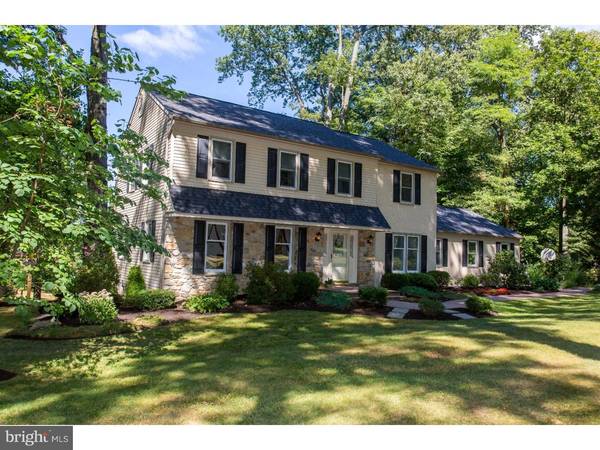 808 LISADELL DR, Kennett Square, PA 19348