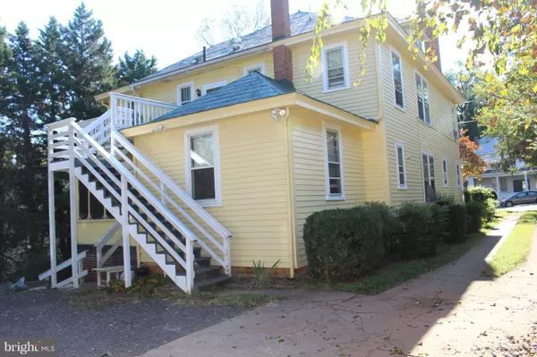 Culpeper, VA 22701,806 E PIEDMONT ST