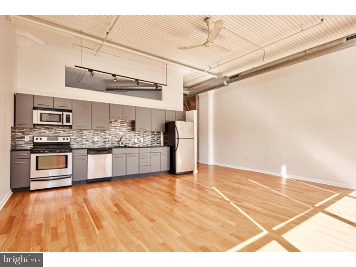 2200-28 ARCH ST #711, Philadelphia, PA 19103