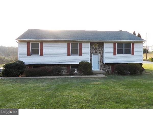 10 GLENLEE LN, Coatesville, PA 19320