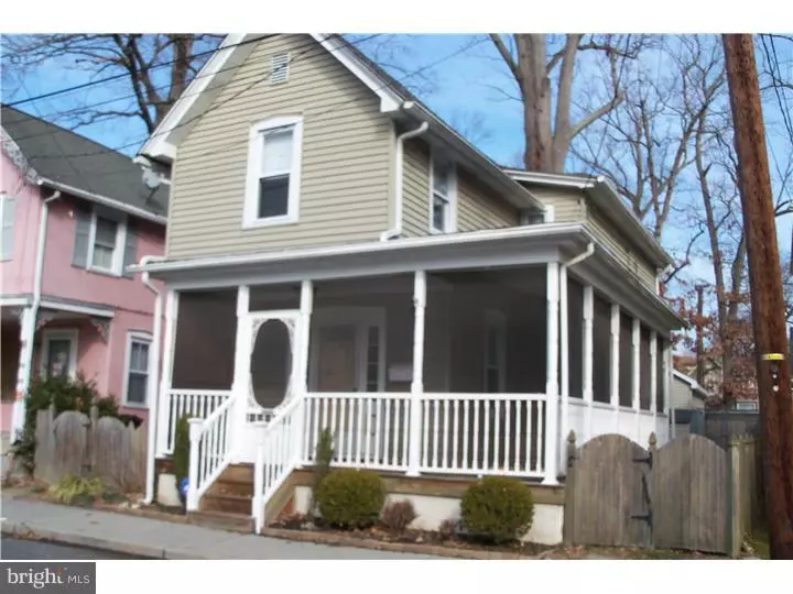 33 S OAK AVE, Pitman, NJ 08071