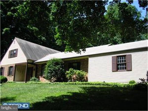 2330 HORSESHOE TRL, Chester Springs, PA 19425