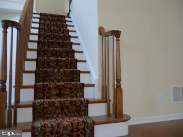 Cranbury, NJ 08512,63 ARISTOTLE WAY