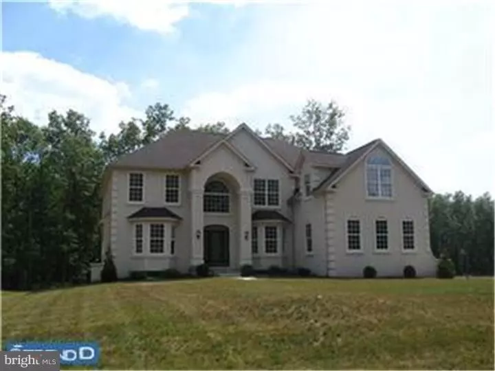 110 FLORAWOOD CT, Franklin Twp, NJ 08322