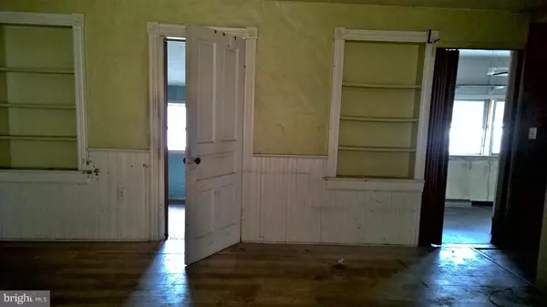 Cumberland, MD 21502,1120 SHADES LN