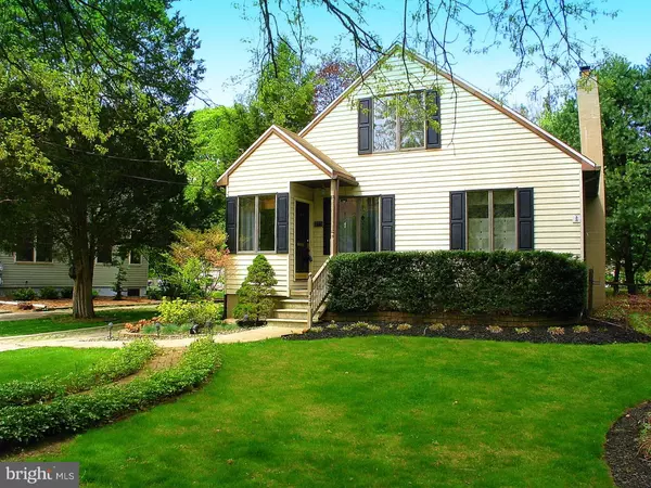 Moorestown, NJ 08057,329 LINDEN ST
