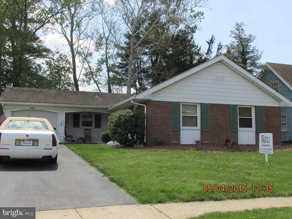 14 MAYFAIR CIR, Willingboro, NJ 08046