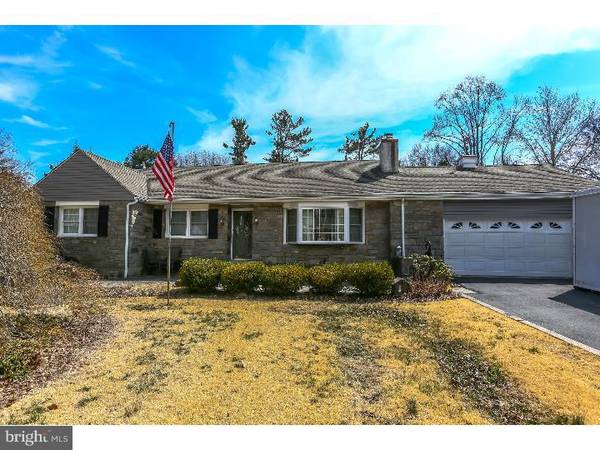 603 LEE DR, Broomall, PA 19008