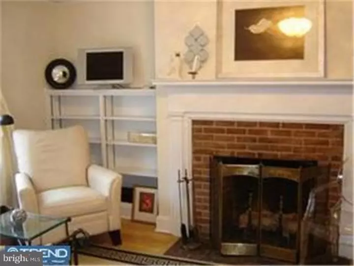 9 PALMER SQ W #G, Princeton, NJ 08542