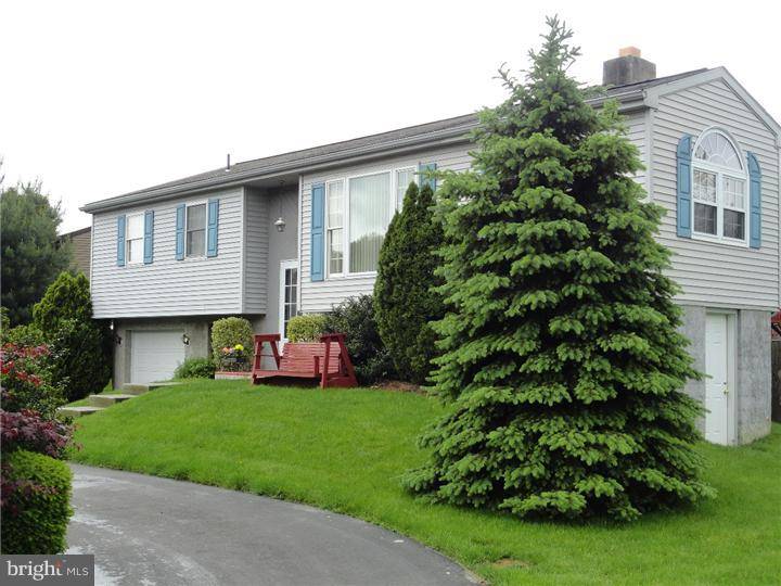 Oley, PA 19547,34 CARRIAGE CIR