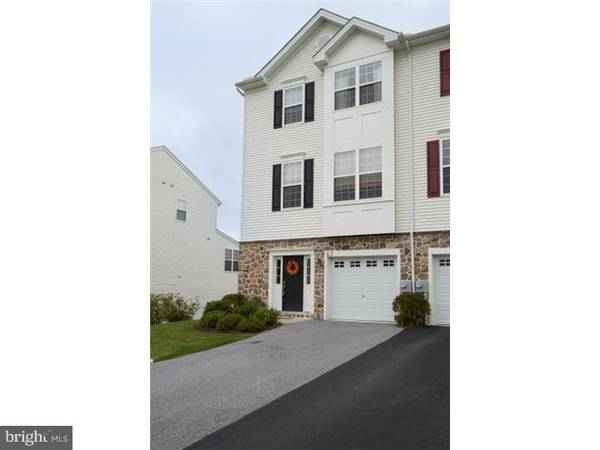 63 NARRAGANSETT LN, Coatesville, PA 19320