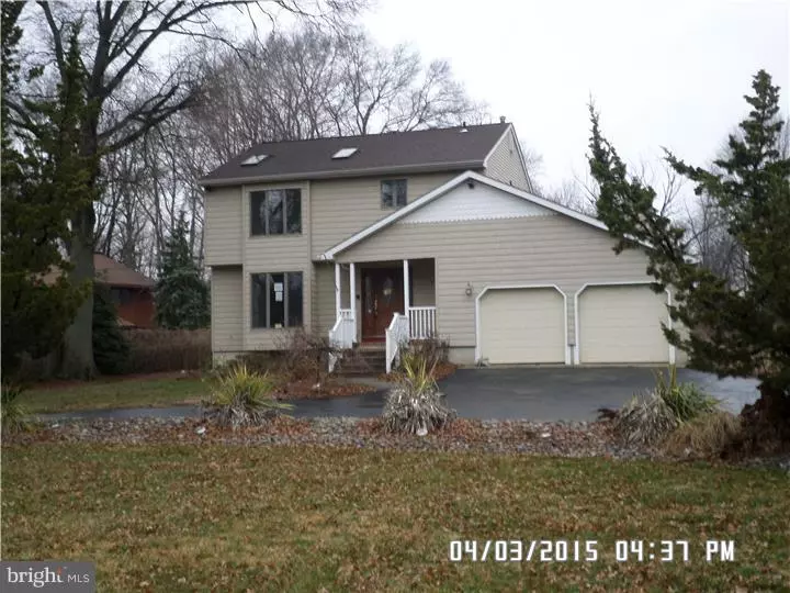 211 HOOTON RD, Mount Laurel, NJ 08054