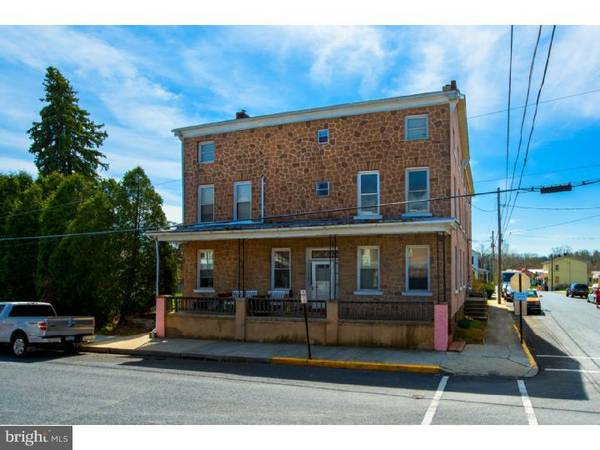 148 S MAIN ST, Bernville, PA 19506