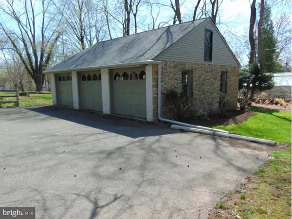 Doylestown, PA 18901,739 PEBBLE HILL RD