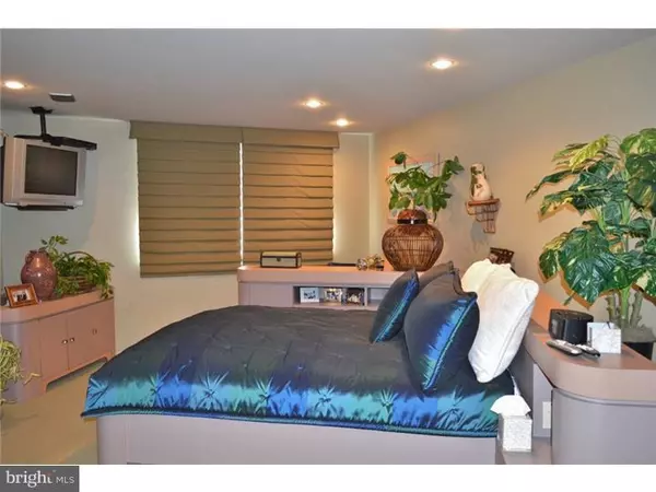 Ventnor, NJ 08406,5000 BOARDWALK #1501