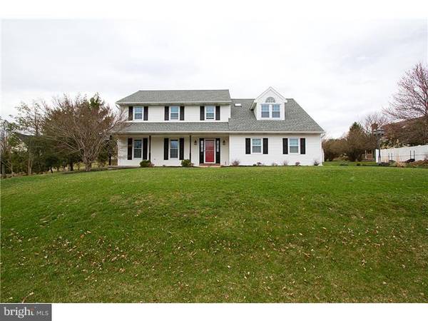 3 BROOKWOOD DR, Lititz, PA 17543