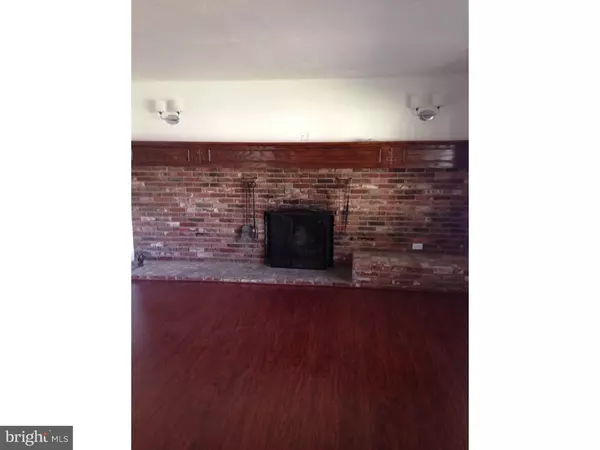 Willingboro, NJ 08046,53 GENERAL LN
