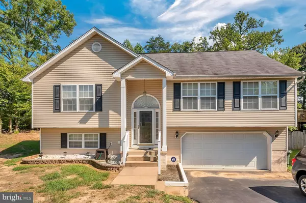 1 ARGYLE HILLS DR, Fredericksburg, VA 22405