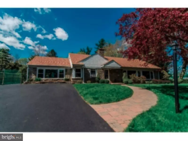 600 LEE DR, Broomall, PA 19008