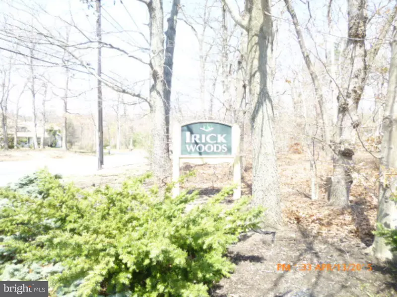 1 FOREST VIEW DR, Mount Holly, NJ 08060