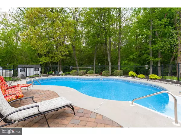 Sewell, NJ 08080,8 JACQUELINE PL