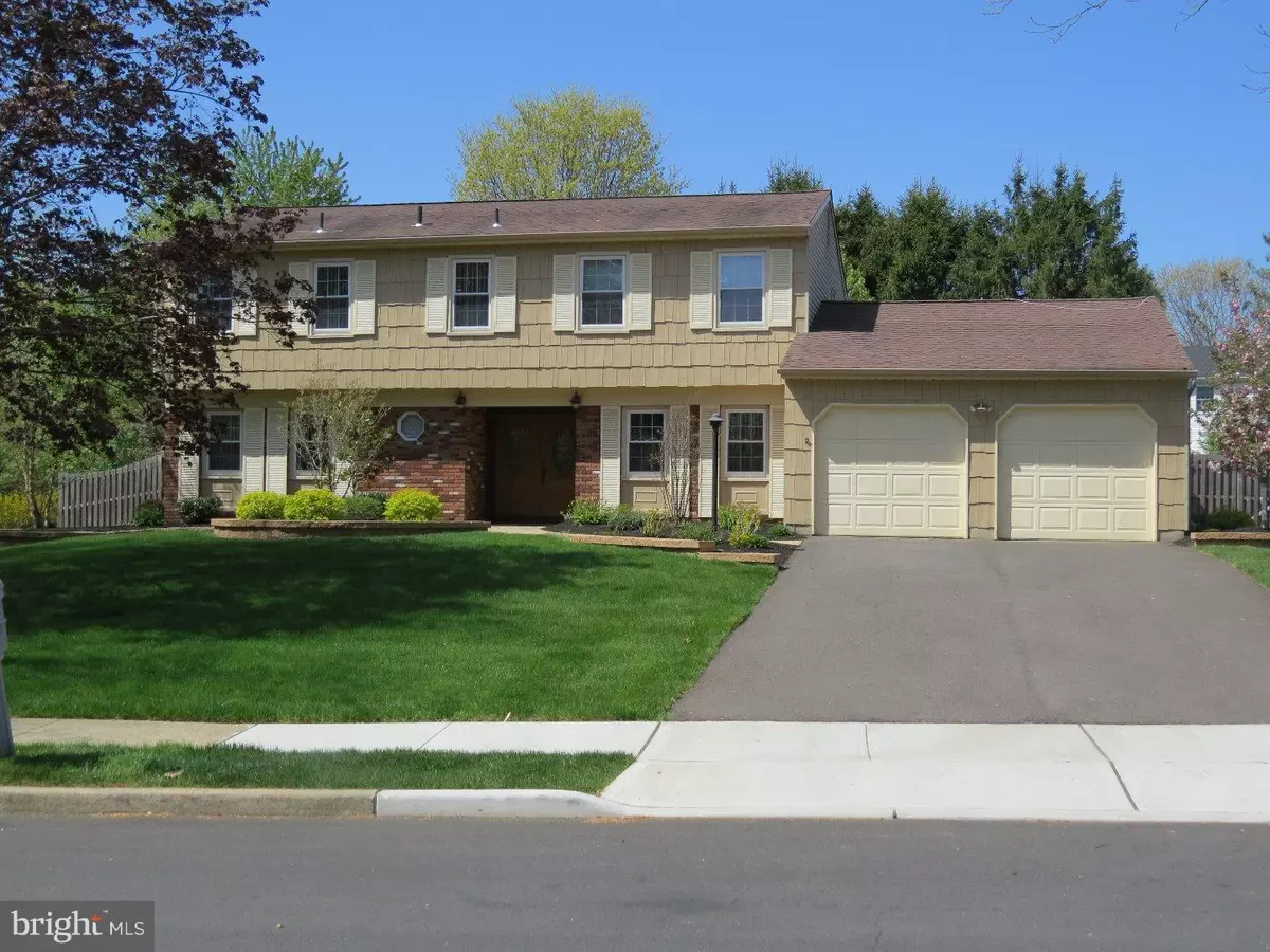 Plainsboro, NJ 08536,19 MACKENZIE LN