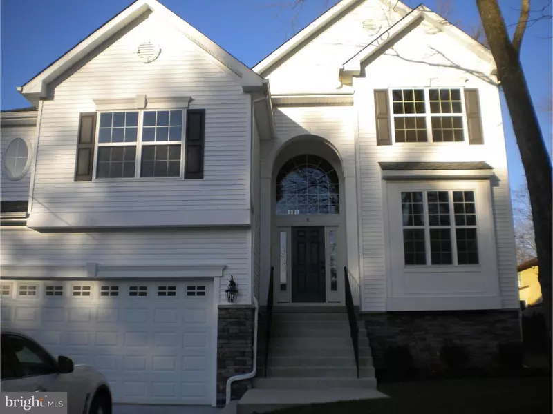 8 CARLTON RD, Cherry Hill, NJ 08034