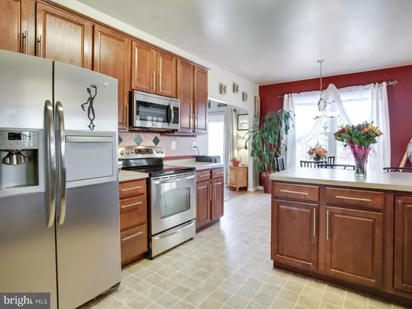 Huntingtown, MD 20639,745 MONARCH LN