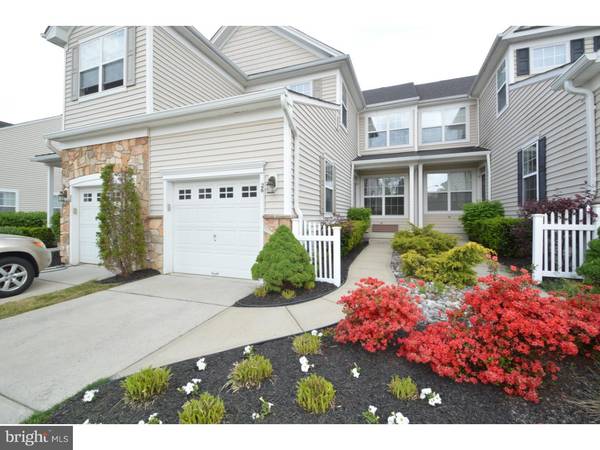 26 SPINNAKER DR, Mount Laurel, NJ 08054