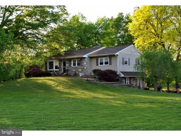 83 WRENWOOD WAY, Newtown, PA 18940