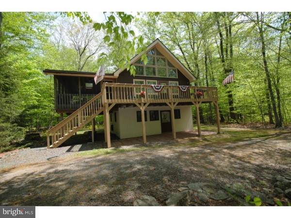 170 MARTHA'S LN, Pocono Lake, PA 18347