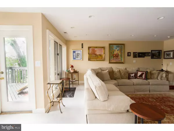 Lambertville, NJ 08530,33 LAMBERT LN