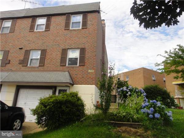 2735 TAUNTON ST, Philadelphia, PA 19152