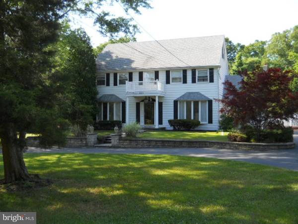 323 MARSHALL AVE, Gloucester Twp, NJ 08012