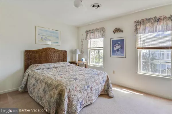 Bethany Beach, DE 19930,639 SANDY POINT RD #33