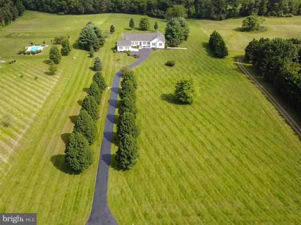 38556 MILLSTONE DR, Purcellville, VA 20132