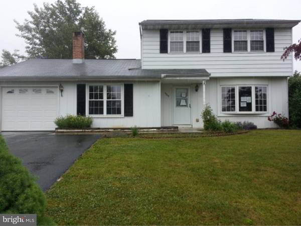 4965 APPLE DR, Reading, PA 19606