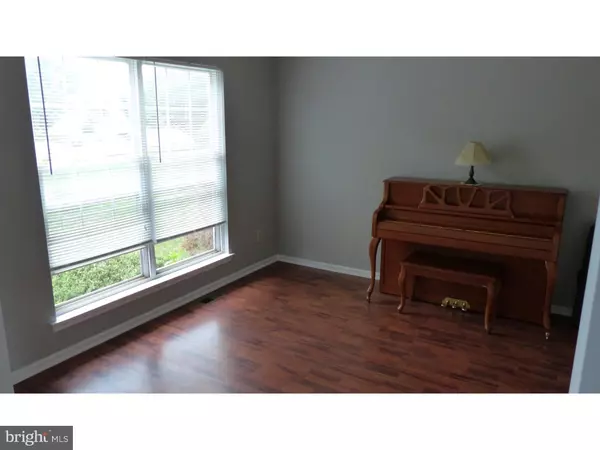 Burlington Township, NJ 08016,15 BROOK DR