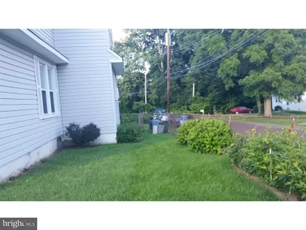 Langhorne, PA 19047,953 AVENUE E