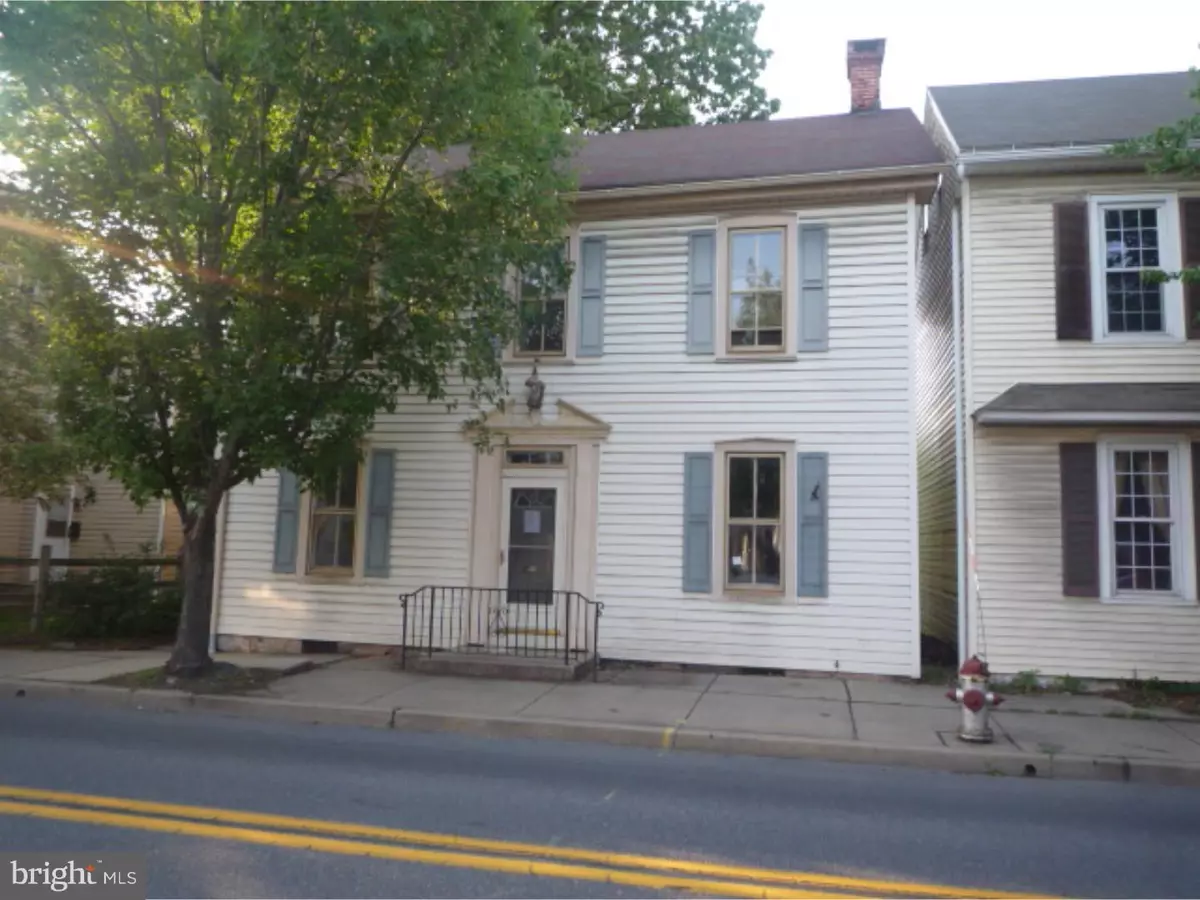 Lititz, PA 17543,23 W ORANGE ST