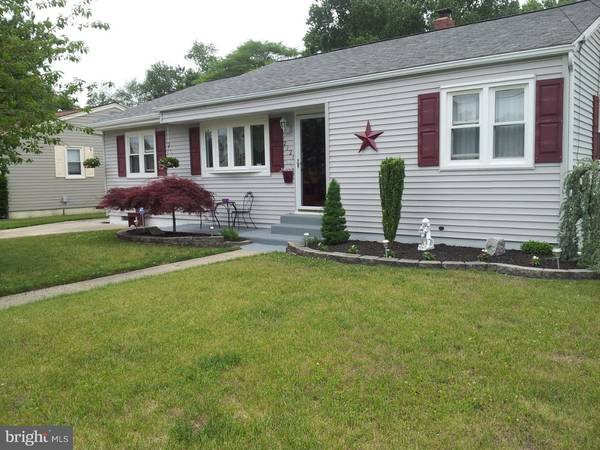 2121 KOHLER AVE, Atco, NJ 08004