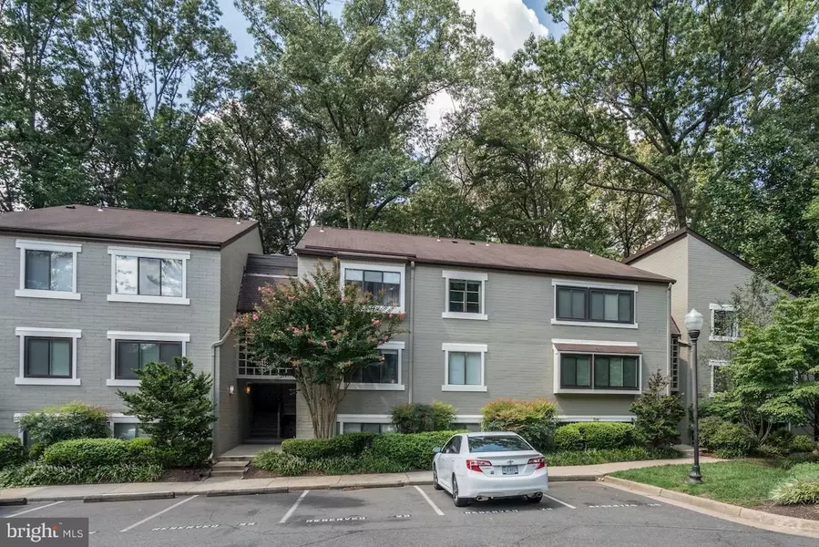 11735 LEDURA CT #T3, Reston, VA 20191