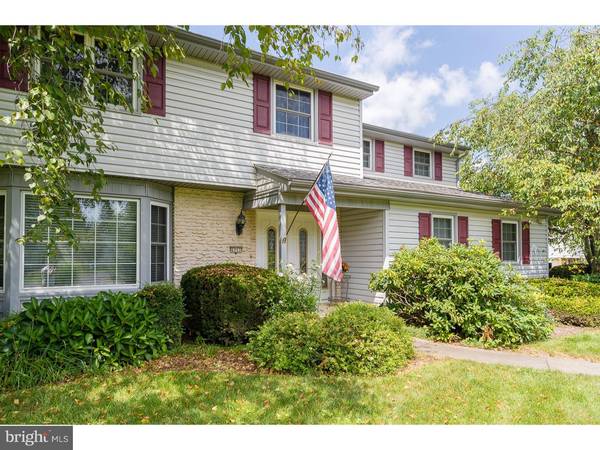 6253 FAIRWAY LN, Allentown, PA 18106