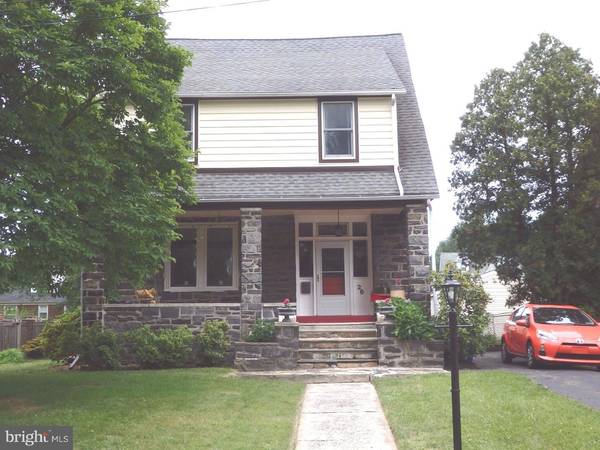 26 N LINDEN AVE, Aldan, PA 19018