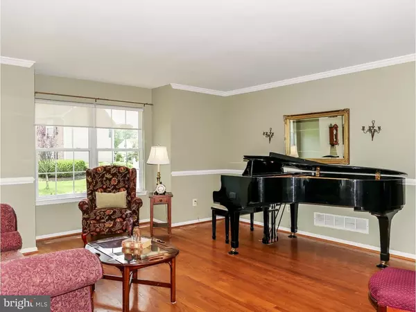 Yardley, PA 19067,405 HONEYSUCKLE CT