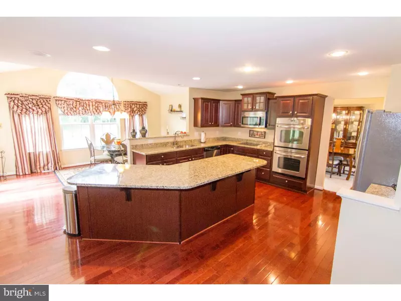 110 SALVATORE DR, Mullica Hill, NJ 08062