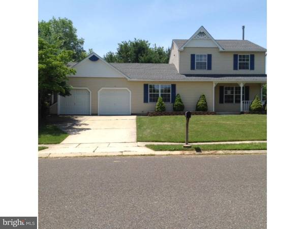 14 BERWICK LN, Sicklerville, NJ 08081